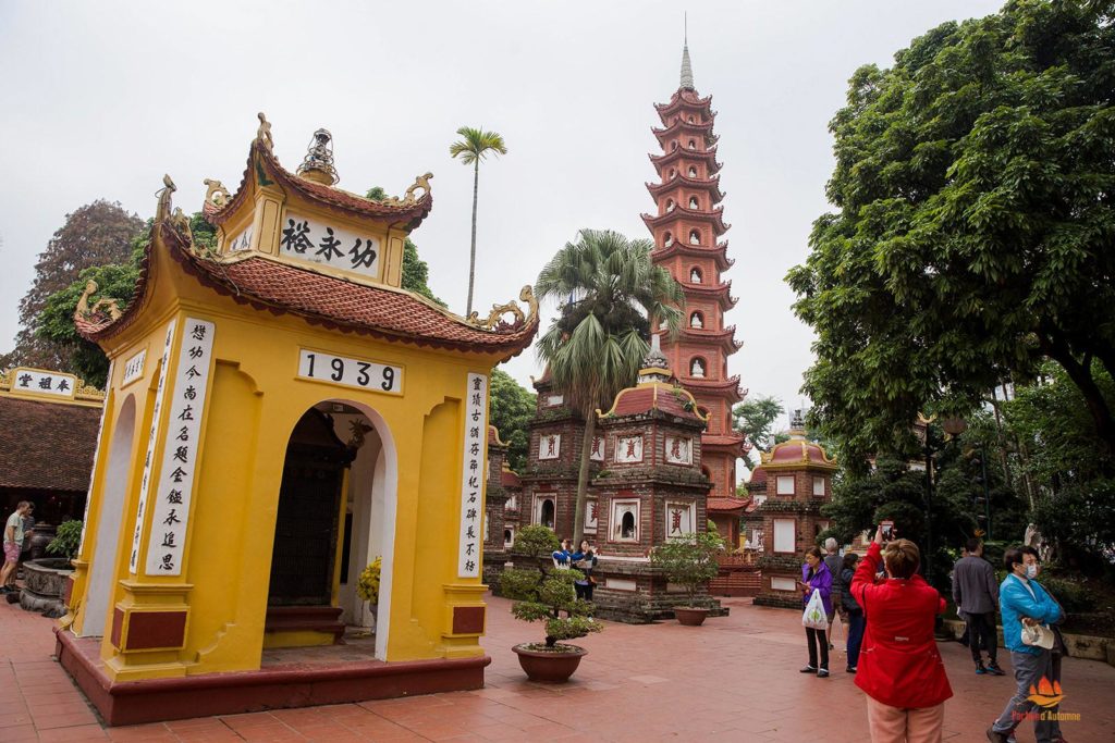 Pagode Tran Quoc à Hanoi, Vietnam