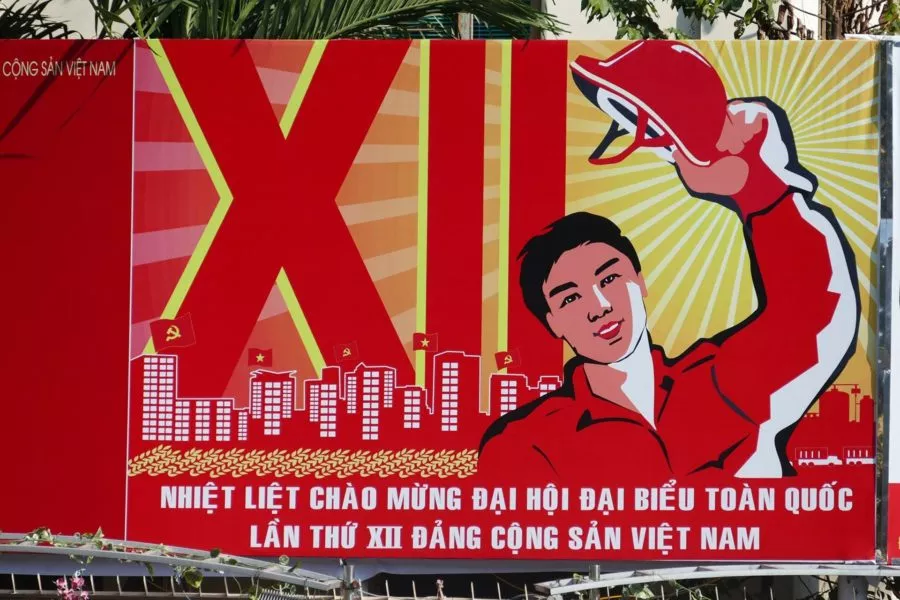 Histoire Vietnam contemporain affiche propagande