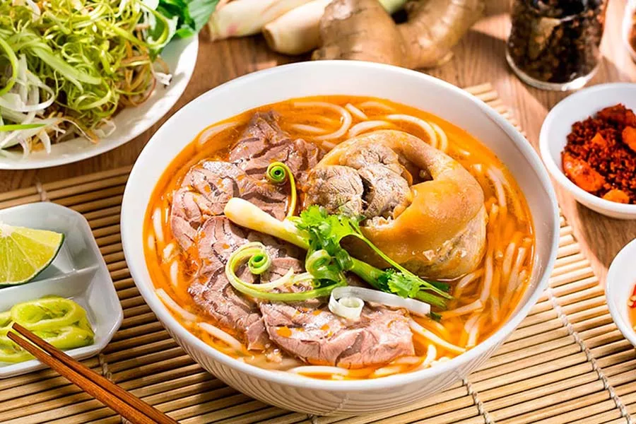 Le bun bo Hue, spécialité de la ville de Hue