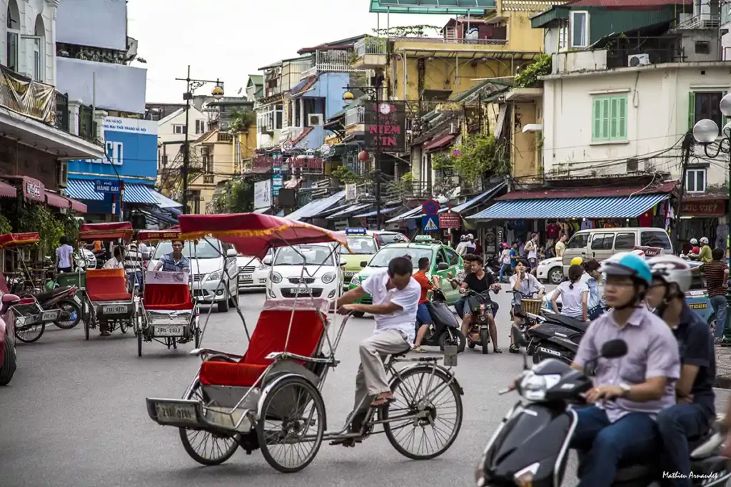 Trafic dans le centre de Hanoi