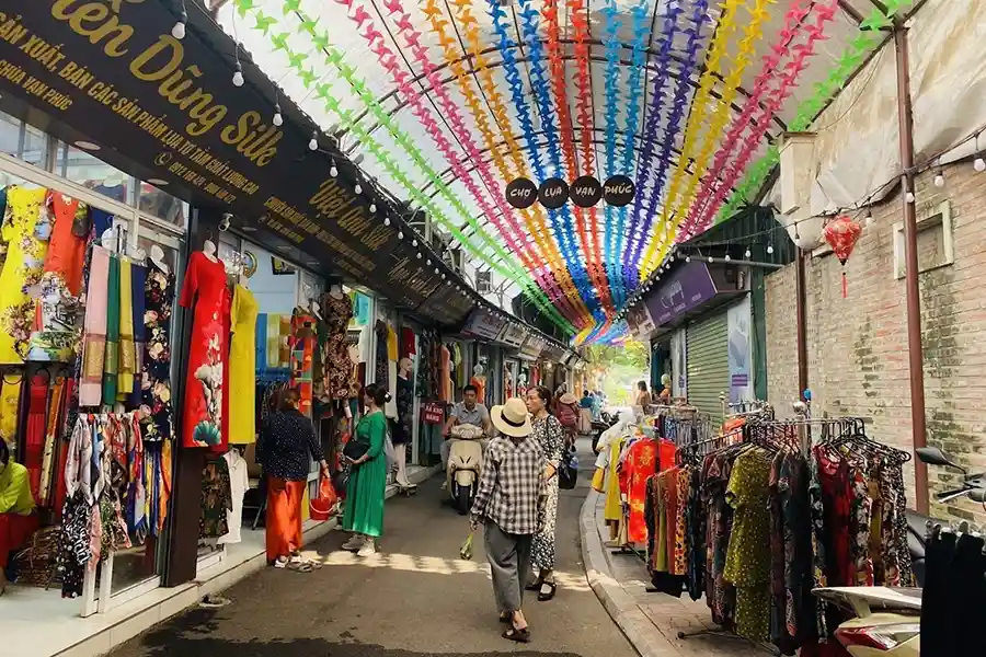 Boutiques au Village de Van Phuc